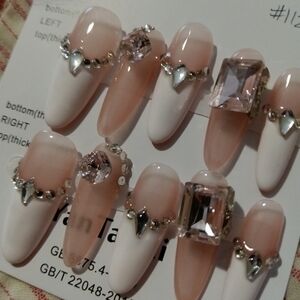 2.5 S . Elegant Pink and White Nail Set With Stones And Gems .